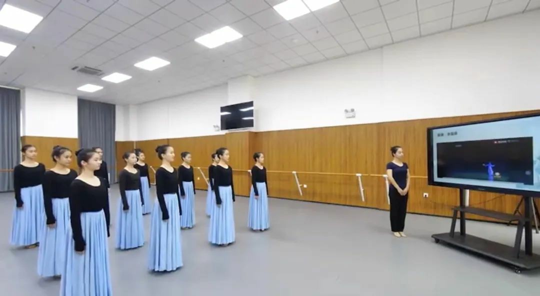 1672969557511672.jpg 1672969557511672.jpg