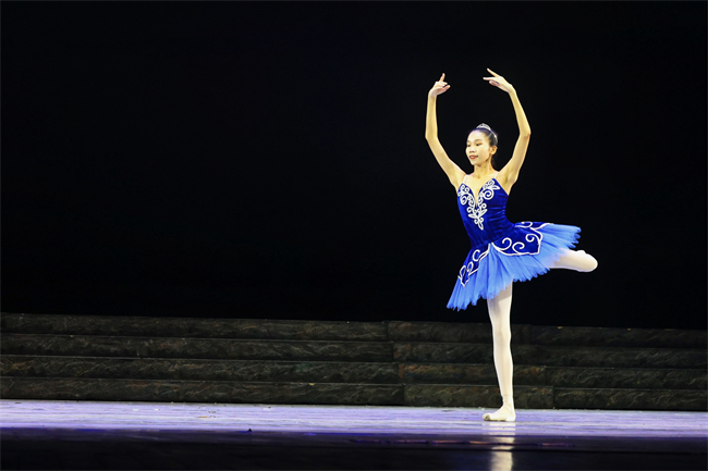 芭蕾变奏2.jpg