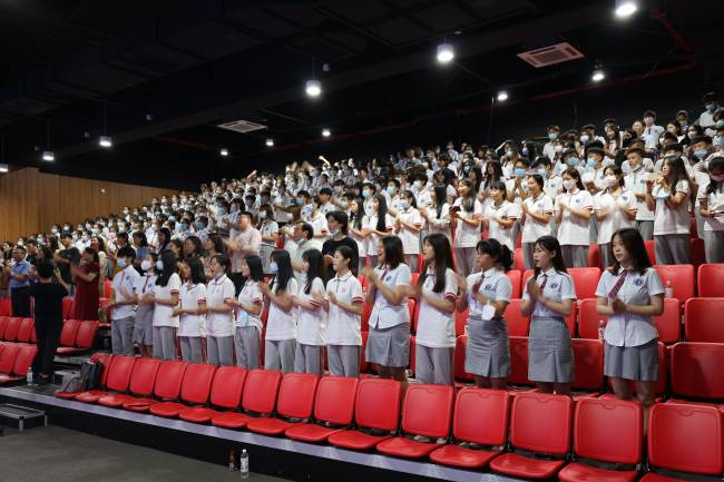 1625671436323754.jpg 观众合影(1).jpg